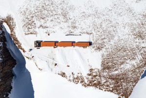 Real Life Horror Movie Plays Out In Antarctica